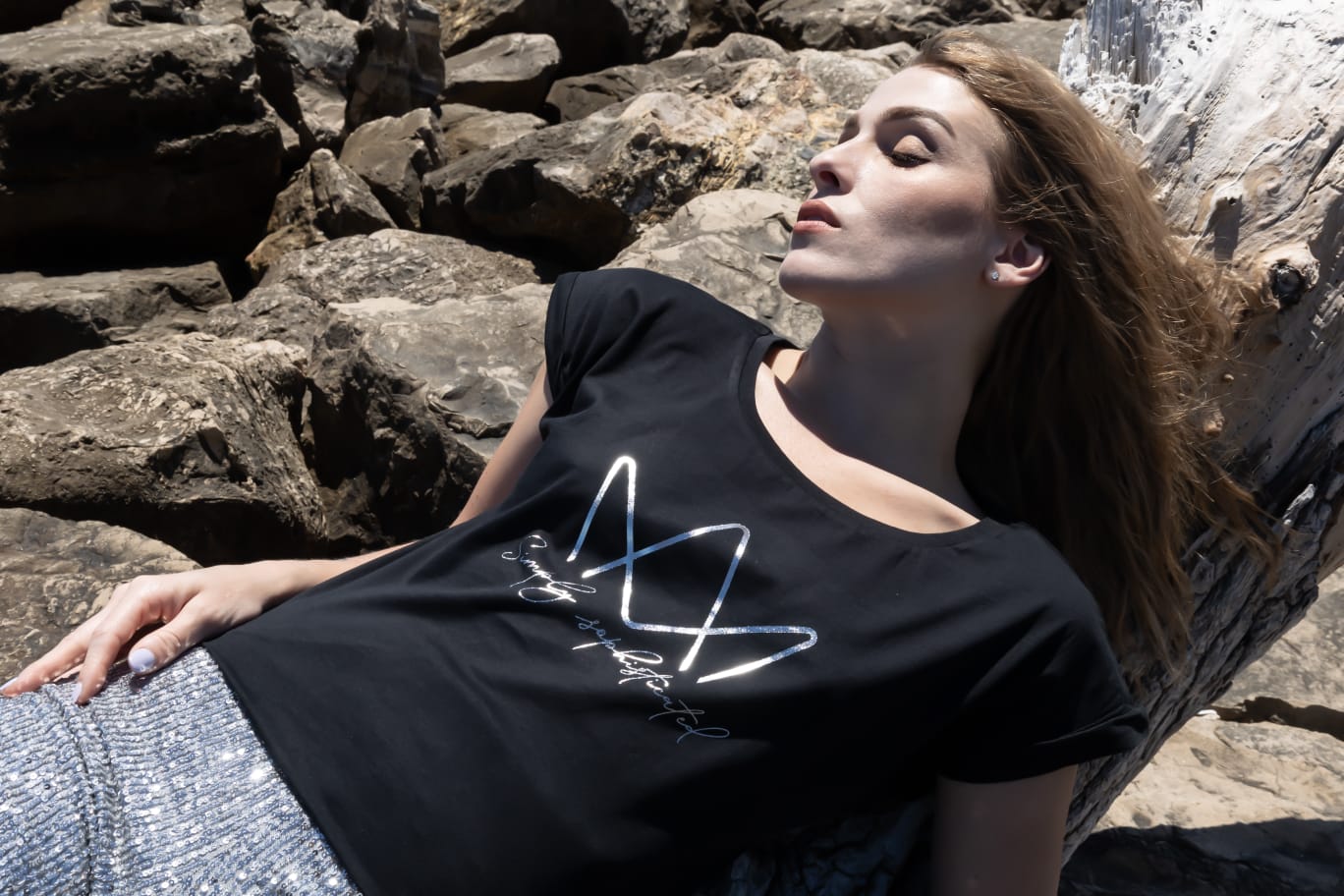 T-SHIRT - MOON